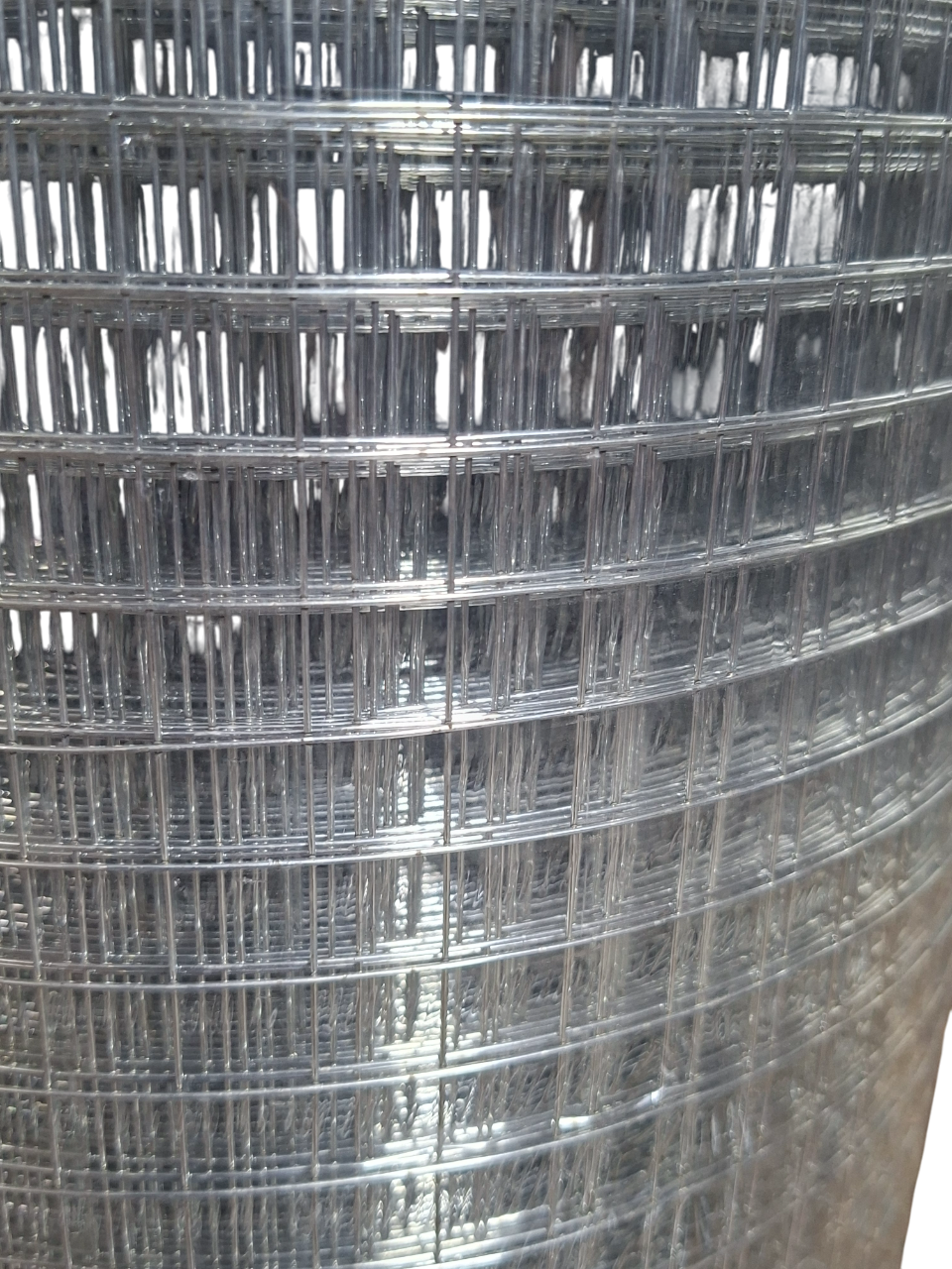 Malla Soldada Galvanizada 90cm largo 10mt