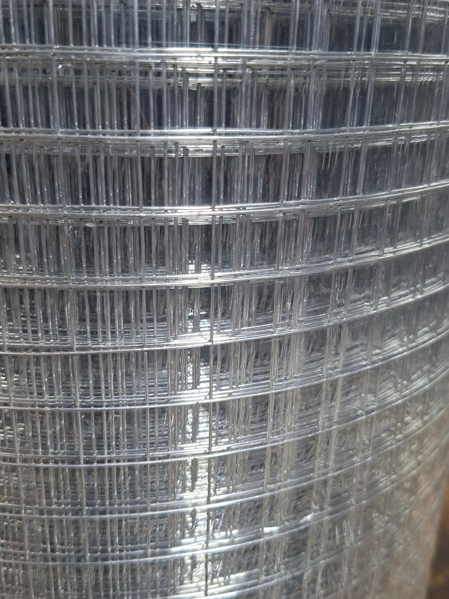 Malla Soldada Galvanizada 90cm largo 10mt