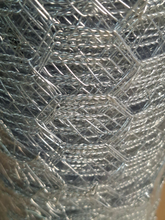 Malla Soldada Hexagonal 1mt largo 25mt